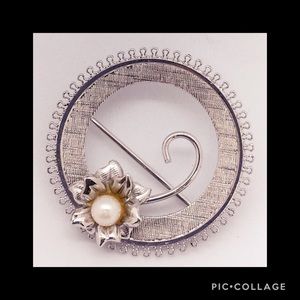 Vintage Estate Stamped Sterling & Pearl Brooch